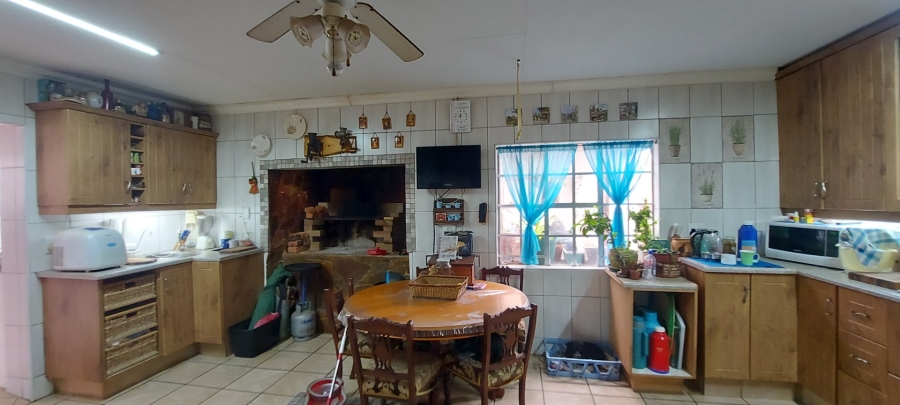 4 Bedroom Property for Sale in Albertinia Western Cape